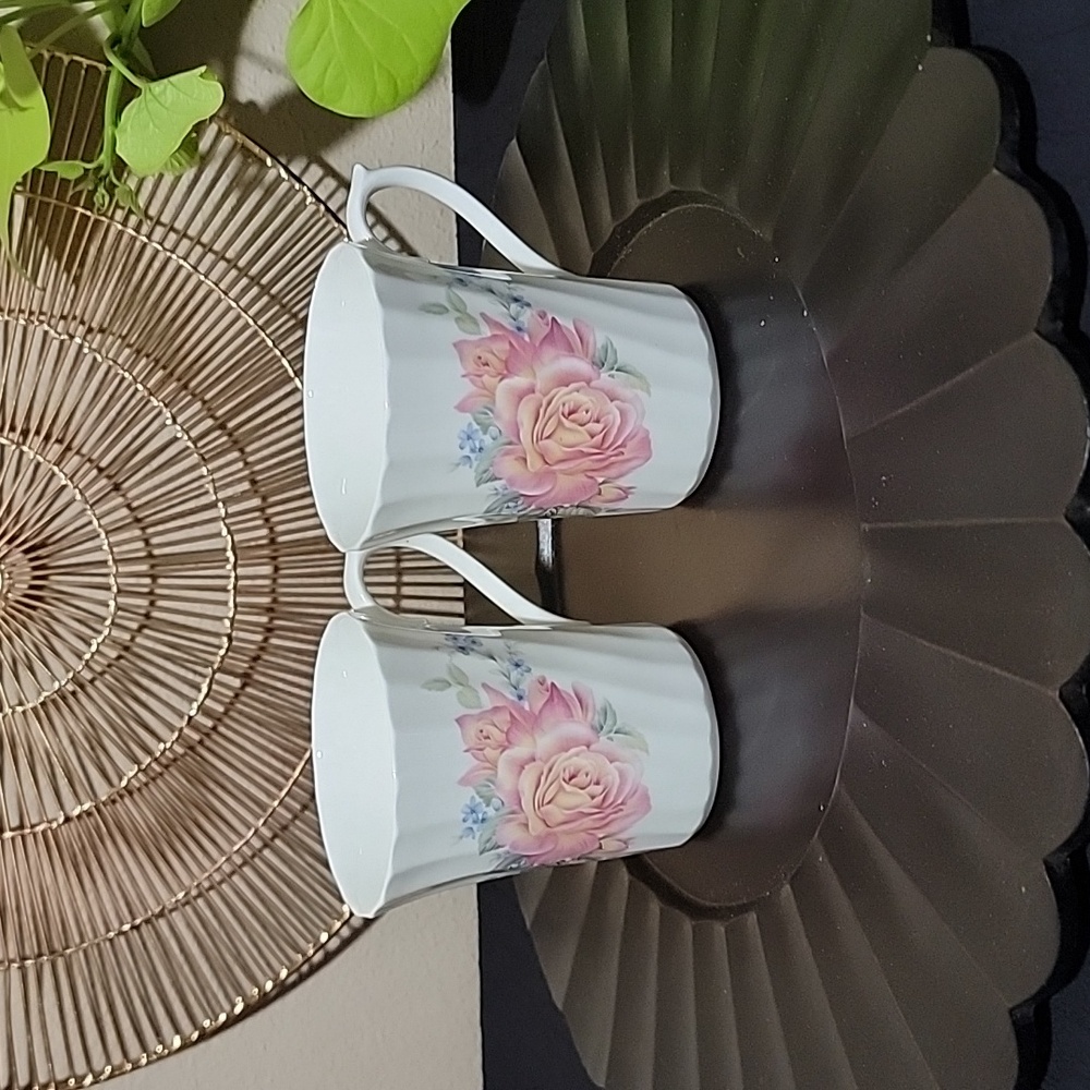 Allyn Nelson Collection Bone China England